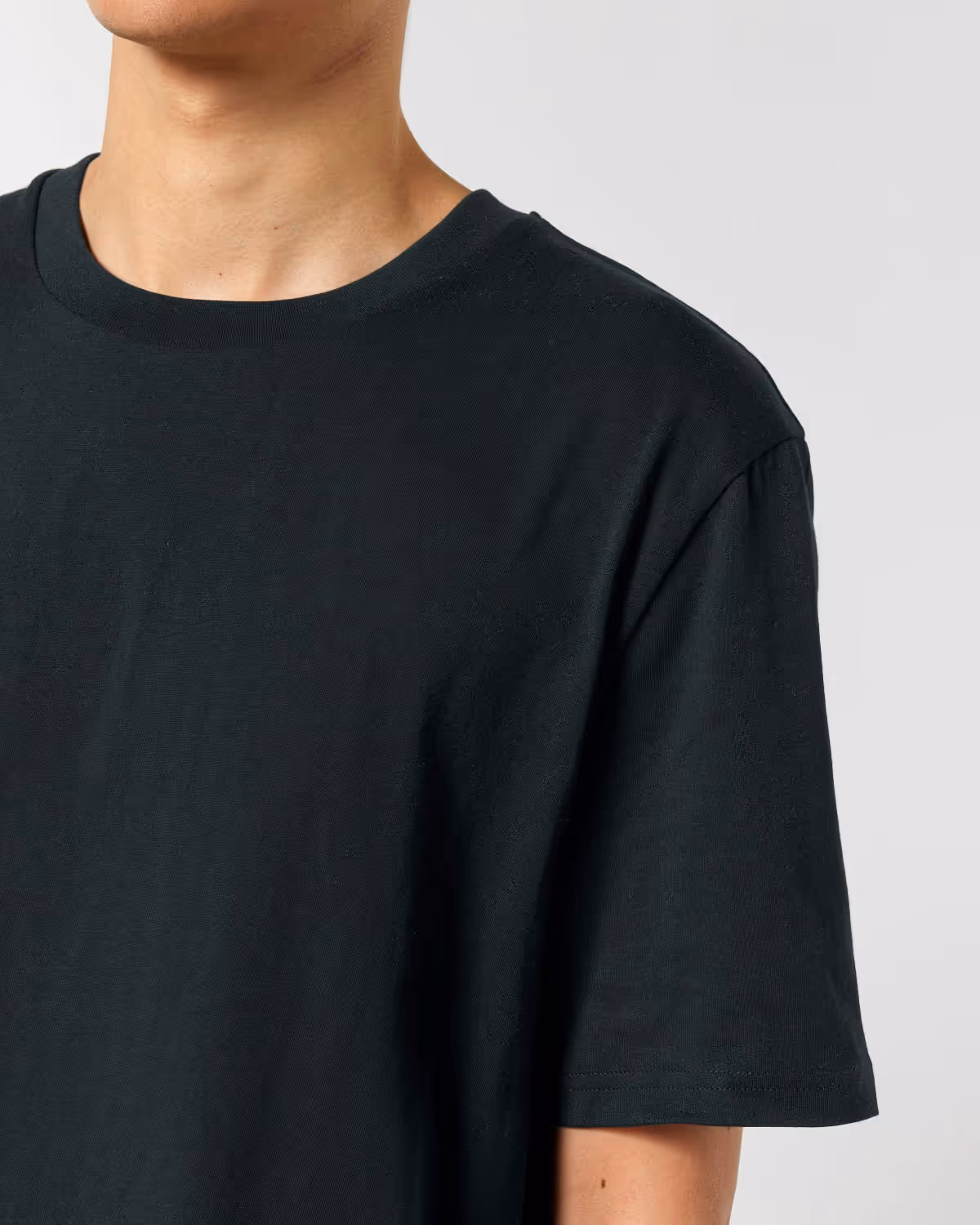 T-shirt Creator 2.0 Unisex Organic – zbliżenie na materiał i szwy